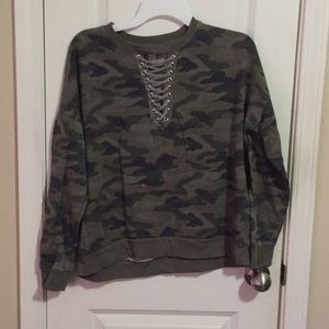 Camouflage sweater lace up design